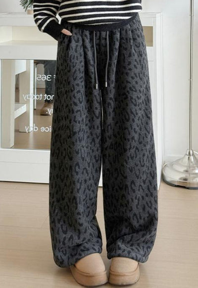 Pantalon de détente léopard confortable à jambes larges